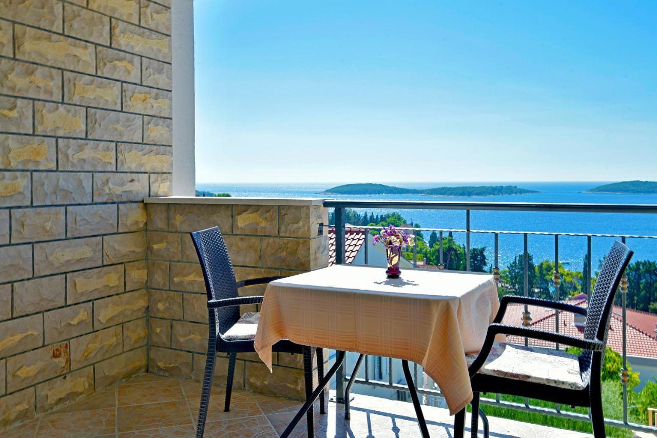 Apartments Tamara Χβαρ Εξωτερικό φωτογραφία