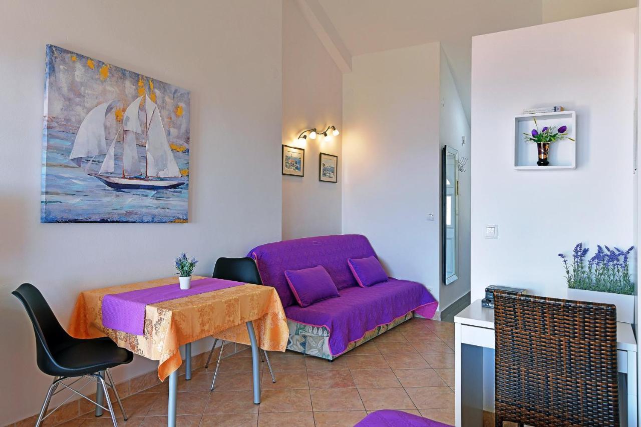 Apartments Tamara Χβαρ Εξωτερικό φωτογραφία
