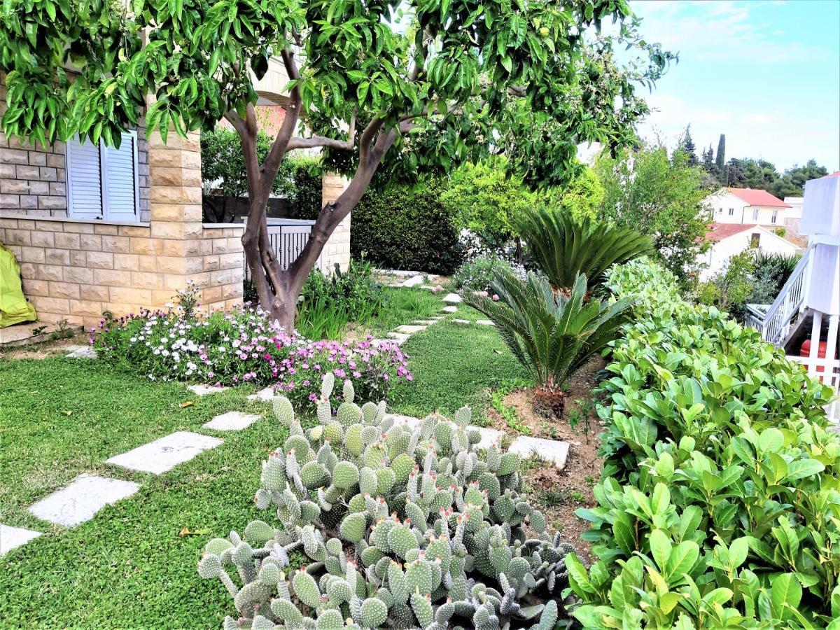 Apartments Tamara Χβαρ Εξωτερικό φωτογραφία
