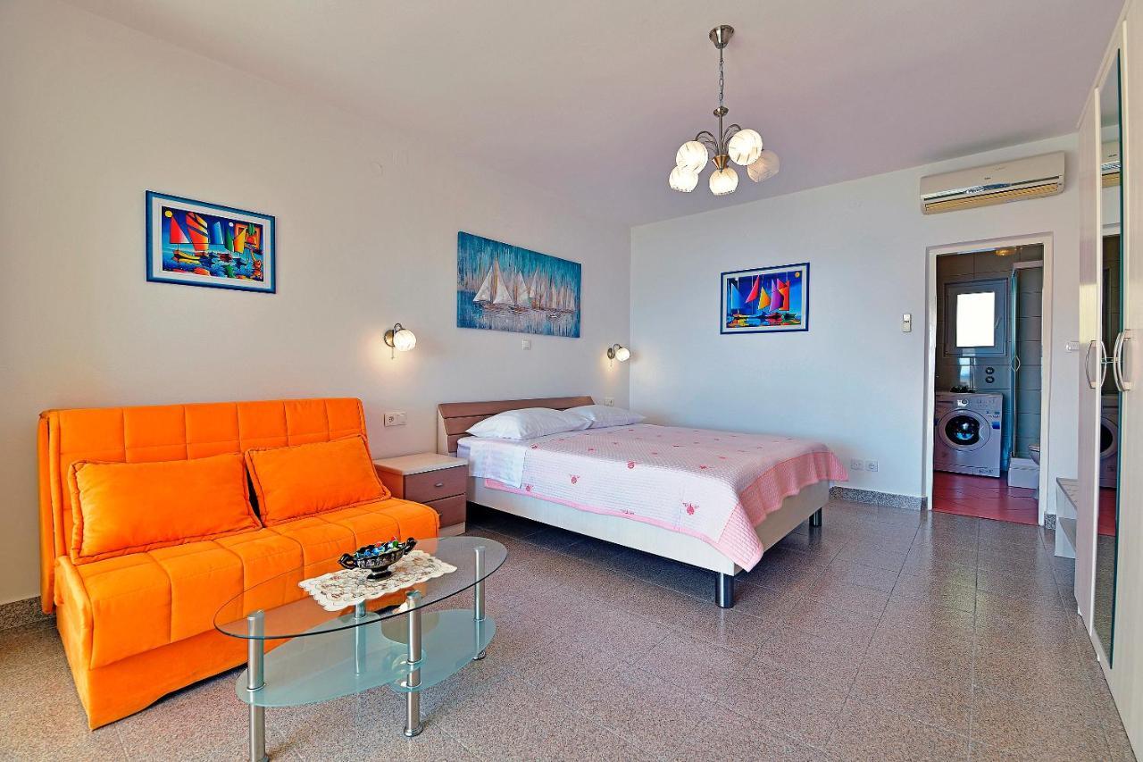 Apartments Tamara Χβαρ Εξωτερικό φωτογραφία